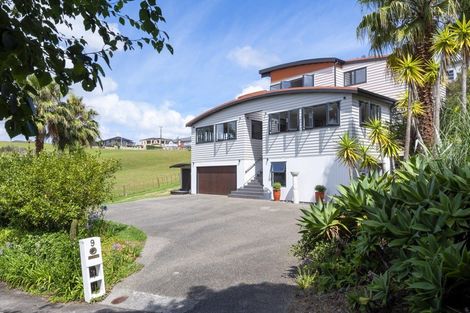 Photo of property in 9 Ramoana Mews, Shelly Park, Auckland, 2014