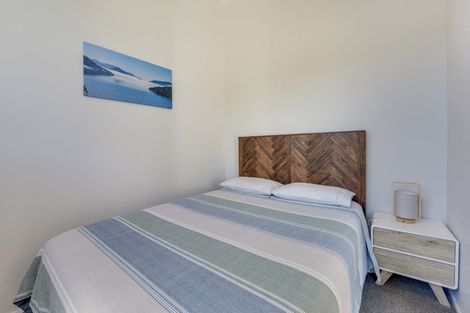 Photo of property in 15 Whitby Close, Waikawa, Picton, 7220