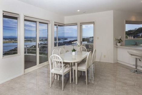 Photo of property in 126 Cannon Hill Crescent, Mount Pleasant, Christchurch, 8081