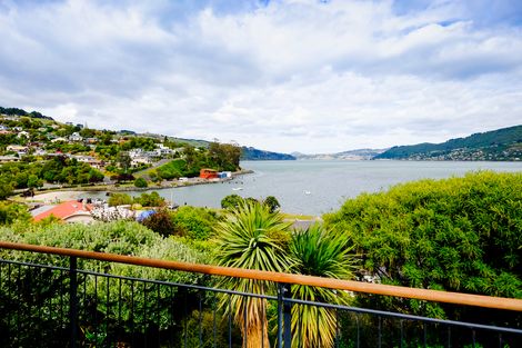 Photo of property in 3 Wharfdale Street, Macandrew Bay, Dunedin, 9014