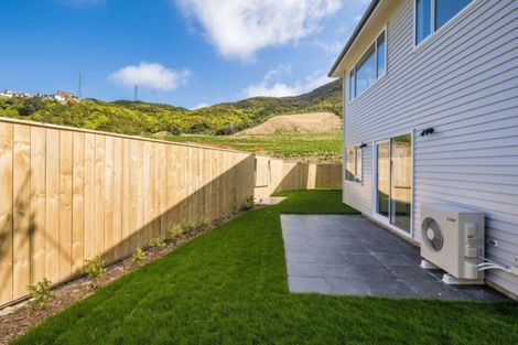 Photo of property in 92 Silverstream Road, Crofton Downs, Wellington, 6035