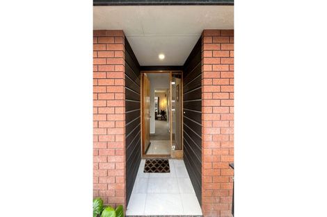 Photo of property in 3/118a Sawyers Arms Road, Northcote, Christchurch, 8052