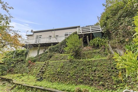 Photo of property in 28 Carrington Street, New Plymouth, 4310