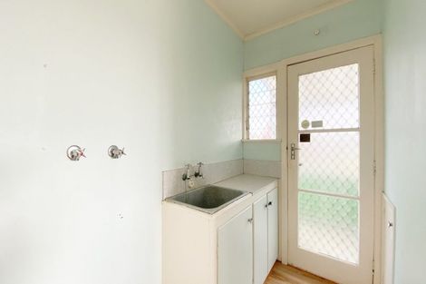 Photo of property in 58 Marlborough Avenue, Glenfield, Auckland, 0629