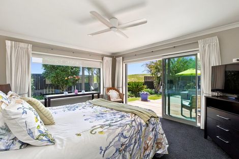 Photo of property in 82 Palm Springs Boulevard, Papamoa Beach, Papamoa, 3118
