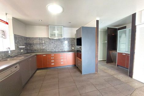 Photo of property in 2/87b Verbena Road, Birkdale, Auckland, 0626