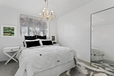 Photo of property in 25 Richmond Avenue, Richmond Heights, Taupo, 3330