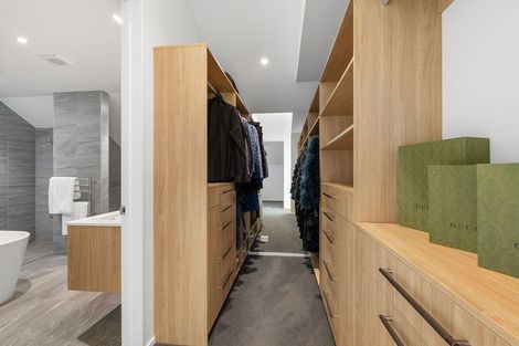 Photo of property in 27 Idris Road, Fendalton, Christchurch, 8052