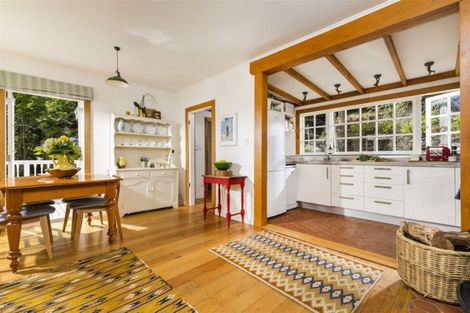 Photo of property in 354 Wairere Road, Waitakere, Henderson, 0782