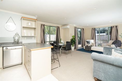 Photo of property in 11 Mckenzie Place, Rototuna North, Hamilton, 3210