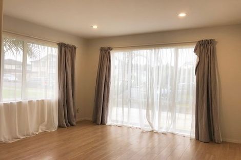Photo of property in 62 Castlederg Drive, Flat Bush, Auckland, 2019