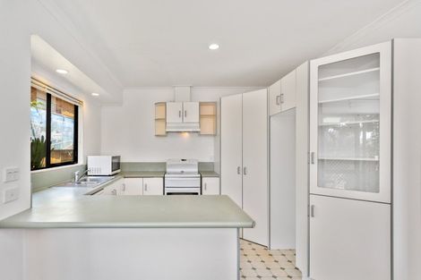 Photo of property in 14 Meadowviews Drive, Welcome Bay, Tauranga, 3112