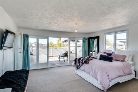 Photo of property in 41 Avondale Road, Taradale, Napier, 4112