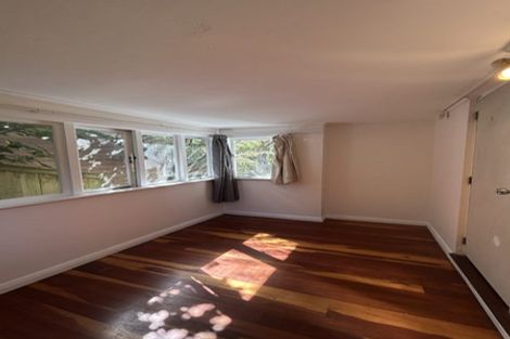 Photo of property in 19 Hadfield Terrace, Kelburn, Wellington, 6012