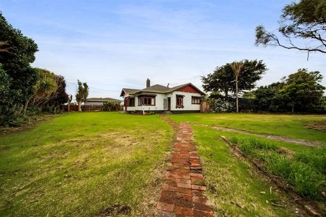 Photo of property in 35 Kauae Street, Manaia, 4612