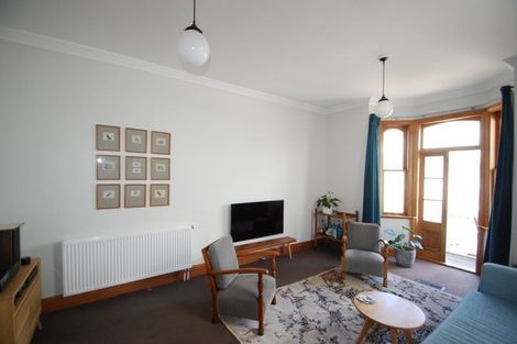 Photo of property in 20 Earls Terrace, Mount Victoria, Wellington, 6011