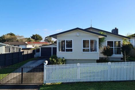 Photo of property in 27 Park Estate Road, Rosehill, Papakura, 2113