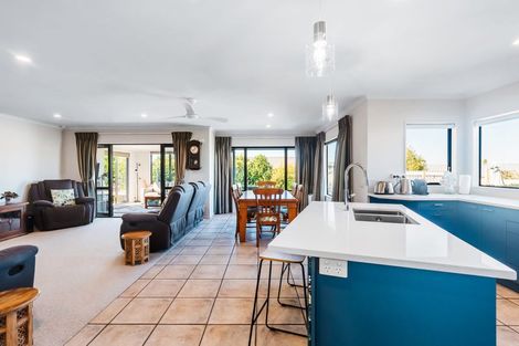 Photo of property in 14 The Grove, Nukuhau, Taupo, 3330