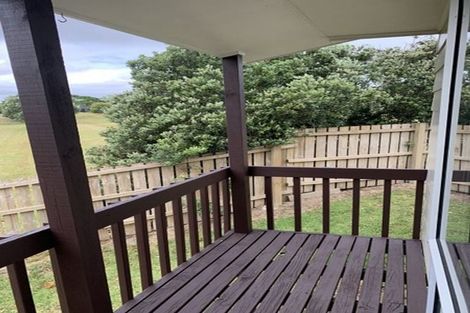 Photo of property in 2/6 Bundena Place, Clendon Park, Auckland, 2103