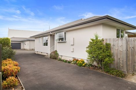 Photo of property in 1/475 Wairakei Road, Burnside, Christchurch, 8053