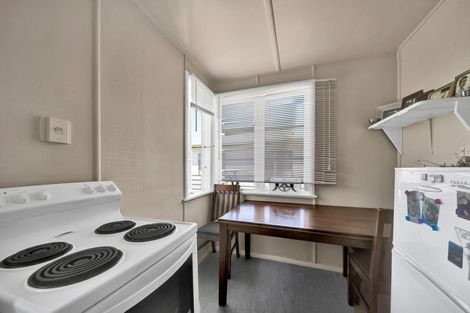 Photo of property in 28 Waihi Road, Hawera, 4610