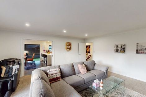 Photo of property in 6 D'urville Place, Kelvin Grove, Palmerston North, 4414
