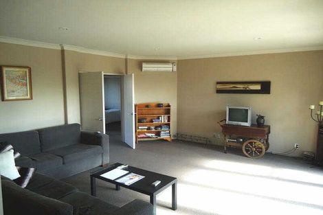 Photo of property in 4 East Ellington Drive, Mairehau, Christchurch, 8052