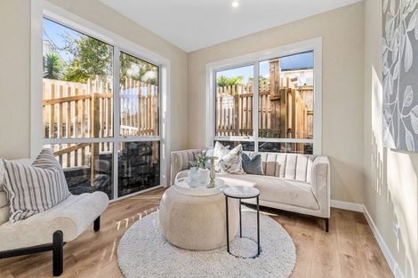 Photo of property in 9c Olwyn Place, Greenhithe, Auckland, 0632