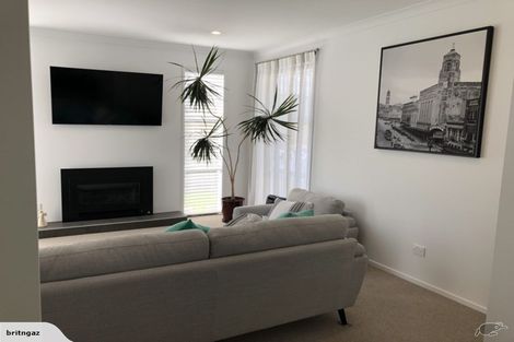 Photo of property in 95 Valley Road, Pukekohe, 2120