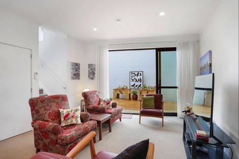 Photo of property in 22 Frank Gill Road, Hobsonville, Auckland, 0616