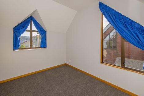 Photo of property in 3 Scarborough Terrace, Mount Victoria, Wellington, 6011