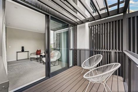 Photo of property in 3/2 Rangitamiro Place, Hobsonville, Auckland, 0616