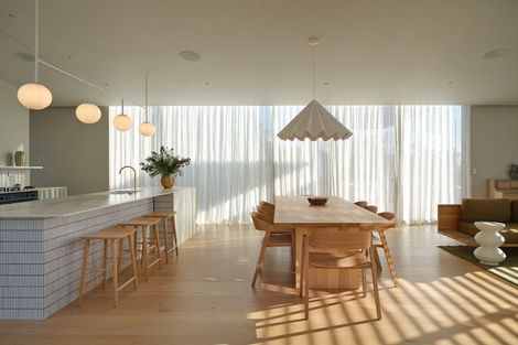 Photo of property in 6 Island Bay Road, Beach Haven, Auckland, 0626