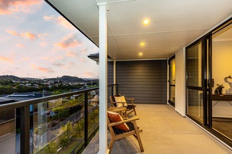 Photo of property in 163 Navigation Drive, Whitby, Porirua, 5024
