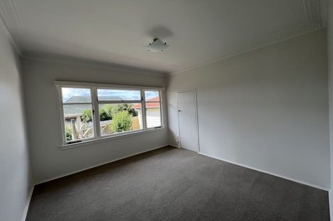 Photo of property in 2/5 Quebec Road, Milford, Auckland, 0620