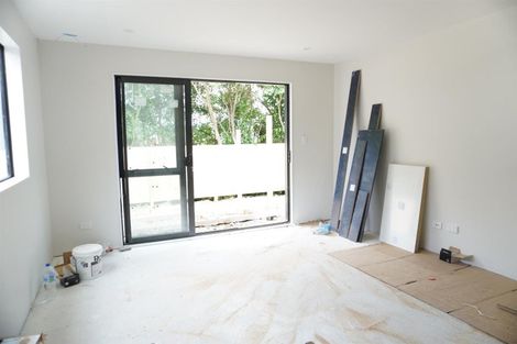 Photo of property in 15 Combat Street, Papakura, 2110