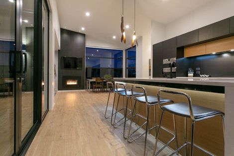 Photo of property in 17 Mike Smith Drive, Cambridge, 3434