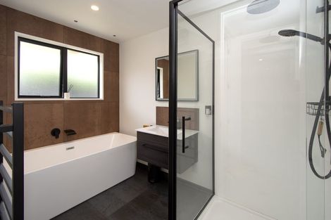 Photo of property in 72 Tiritiri Moana Drive, Pegasus, 7612