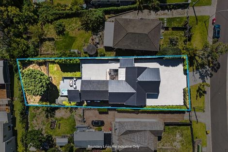 Photo of property in 6 Blacks Road, Greenhithe, Auckland, 0632