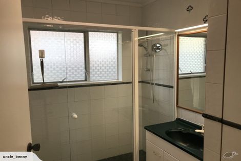Photo of property in 2/30 Simkin Avenue, St Johns, Auckland, 1072
