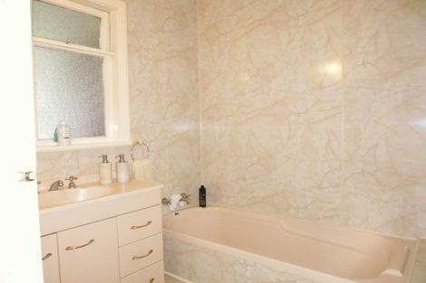 Photo of property in 19 Hugh Duncan Street, Haywards, Lower Hutt, 5018