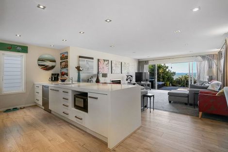 Photo of property in 7a Torkar Road, Clarks Beach, 2122