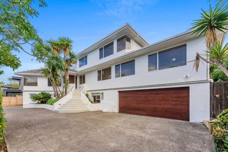 Photo of property in 2/101 Churchill Road, Murrays Bay, Auckland, 0630