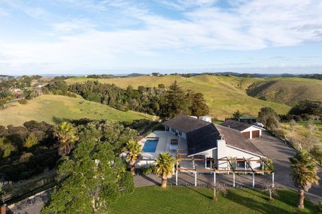 Photo of property in 298 Mahurangi West Road, Puhoi, Warkworth, 0983
