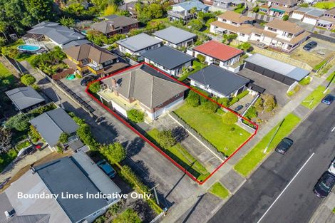 Photo of property in 1/53 Uxbridge Road, Mellons Bay, Auckland, 2014