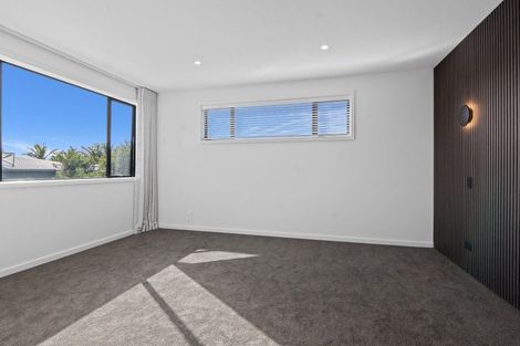 Photo of property in 5 Waipuia Place, Greenhithe, Auckland, 0632