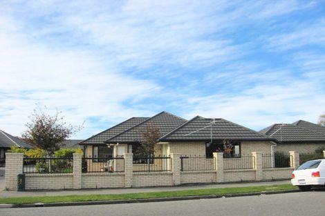 Photo of property in 12 Craven Street, Sockburn, Christchurch, 8042