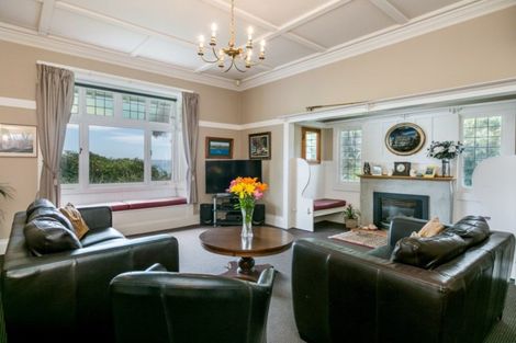 Photo of property in 13 Bay View Road, Bluff Hill, Napier, 4110