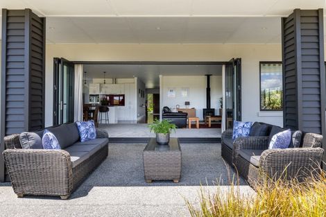 Photo of property in 63 Waipuka Road, Waimarama, Havelock North, 4294