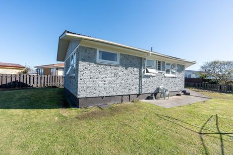 Photo of property in 10 Bremridge Place, Melville, Hamilton, 3206